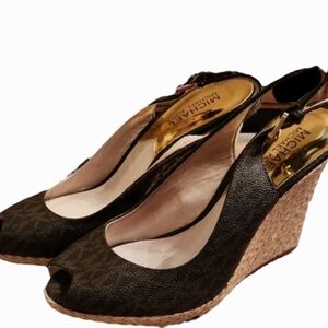 Michael kors Keggan sling peep toes signature logo brown wedges size 7 1/2